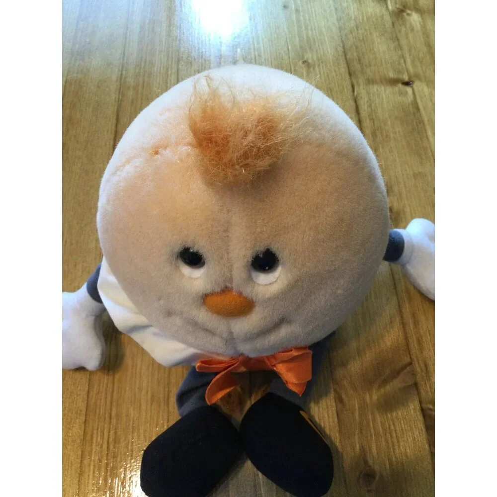 Vintage Humpty Dumpty Plush Stuffed Toy Applause Chime Rattle Works